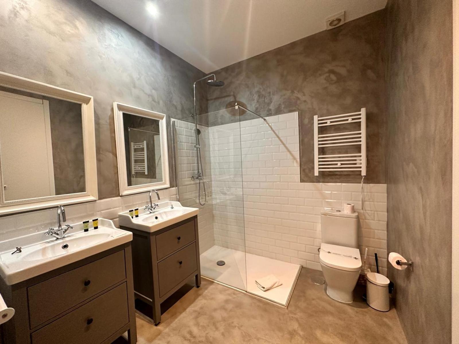 Amazing 3Bd 3Bth With 9 Balconies By Madrid4You Apartments Экстерьер фото