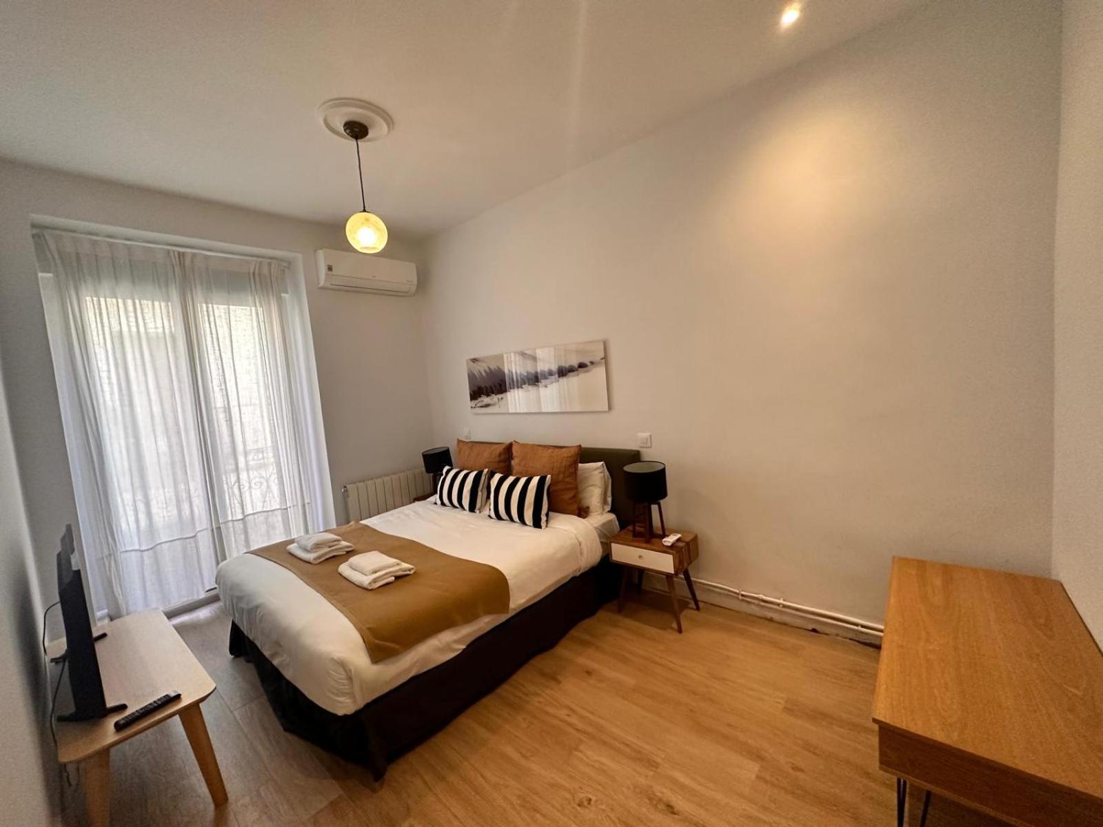 Amazing 3Bd 3Bth With 9 Balconies By Madrid4You Apartments Экстерьер фото